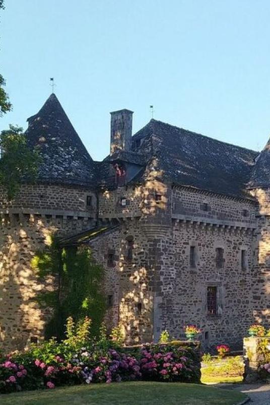 Château d'Auzers Château d'Auzers