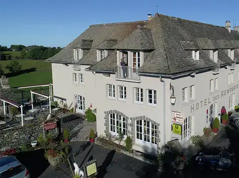 Hôtel-Restaurant Les Remparts Hôtel-Restaurant Les Remparts