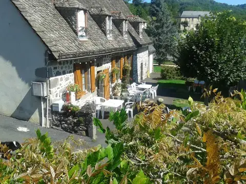 L'Auberge de la Vallée L'Auberge de la Vallée