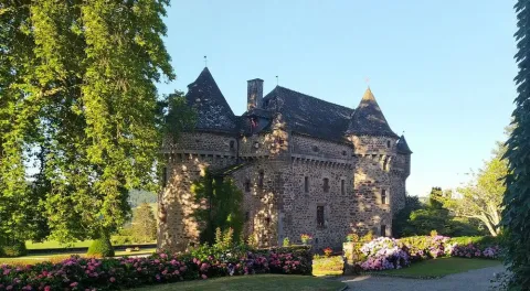 Château d'Auzers Château d'Auzers